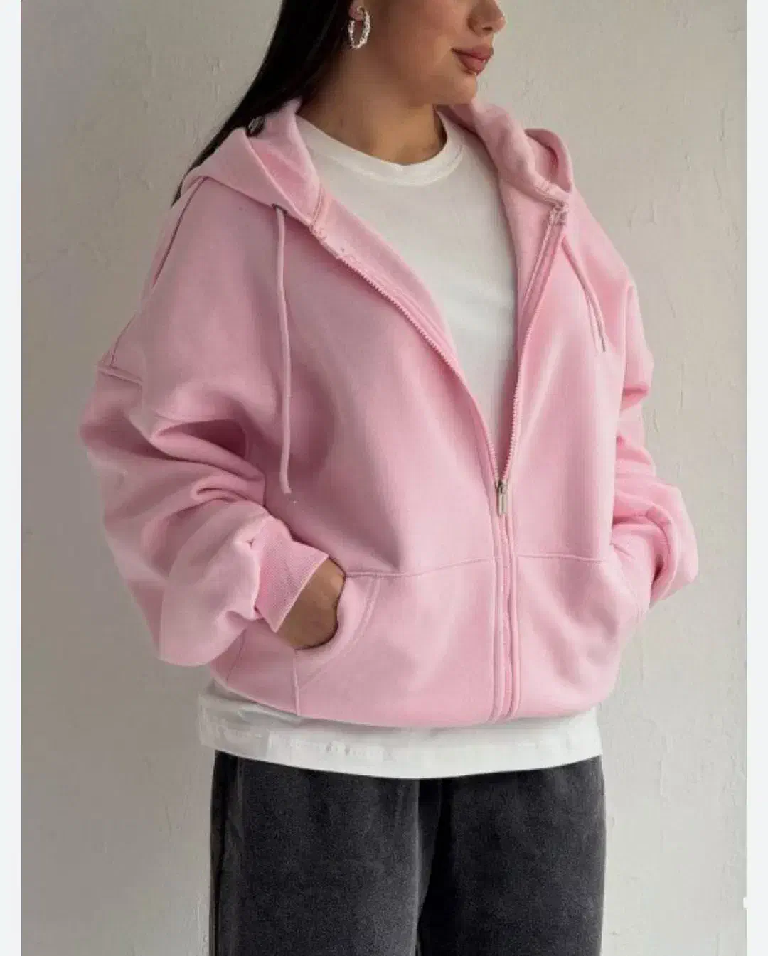 مانتو با ما شیک شو|لباس|شوشتر, |دیوار