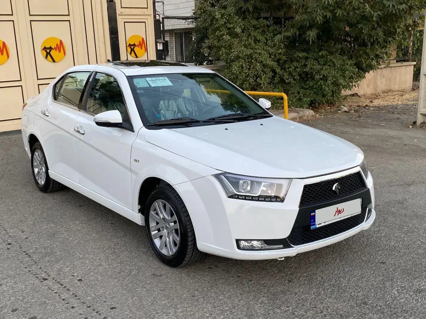 دنا پلاس مدل 1397 تمام فول سانروف دار (خشک) سنندج|خودرو سواری و وانت|سنندج, |دیوار