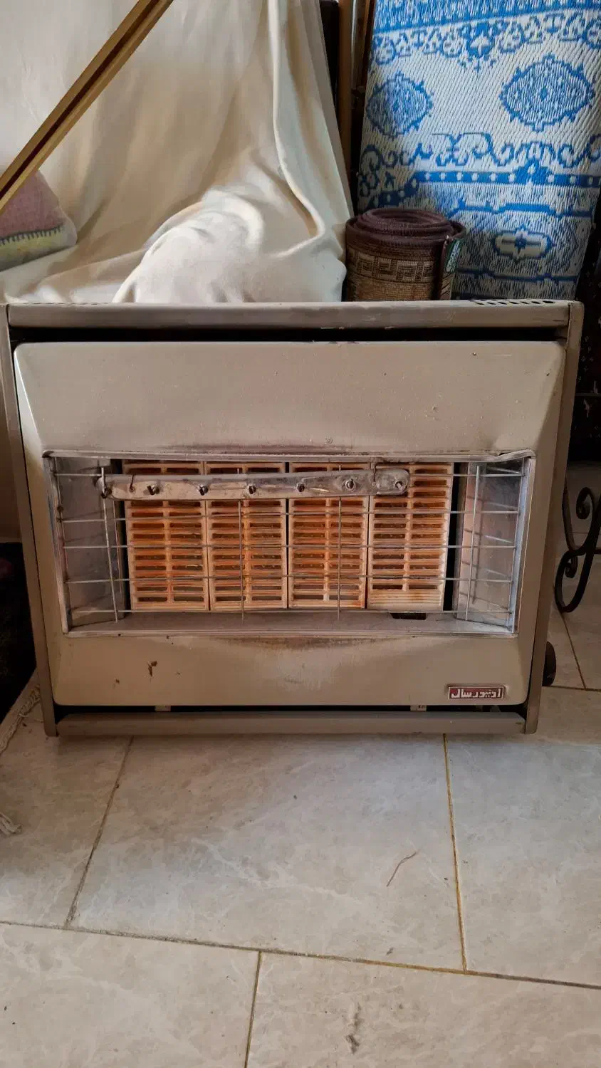 بخاری دیواری|بخاری، هیتر، شومینه|شیراز, شاه قلی بیگی|دیوار