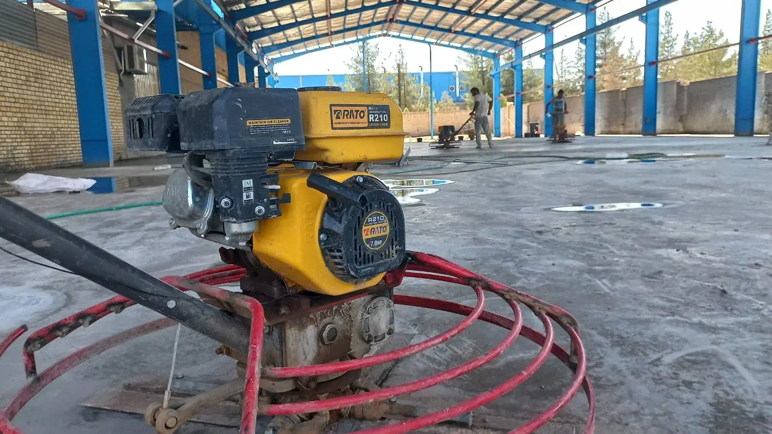 بتن ریزی ماله پروانه ای|خدمات پیشه و مهارت|بندرعباس, |دیوار