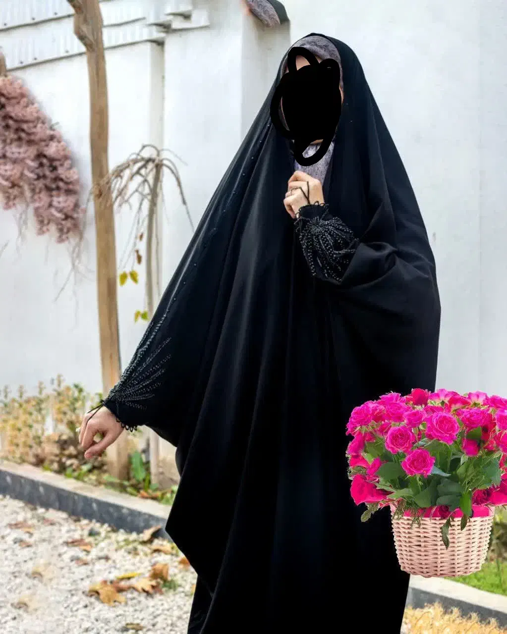 دانشجویی لبنانی بحرینی|لباس|شیراز, امام حسین|دیوار