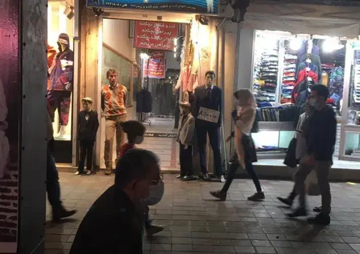 مغازه ۲۵ متر خ اعلم الهدی بازار رشت (سرقفل+مالکیت)|فروش مغازه و غرفه|رشت, چله خانه|دیوار