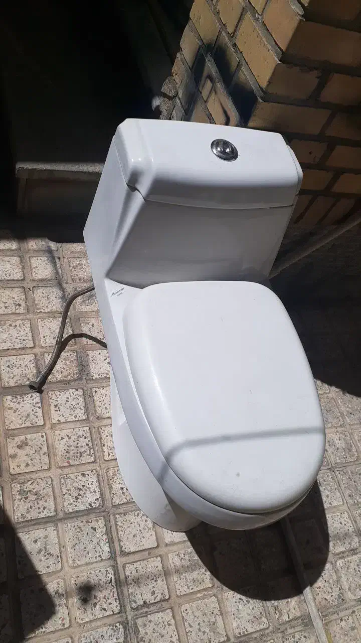 سرویس بهداشتی|لوازم سرویس بهداشتی|الیگودرز, |دیوار