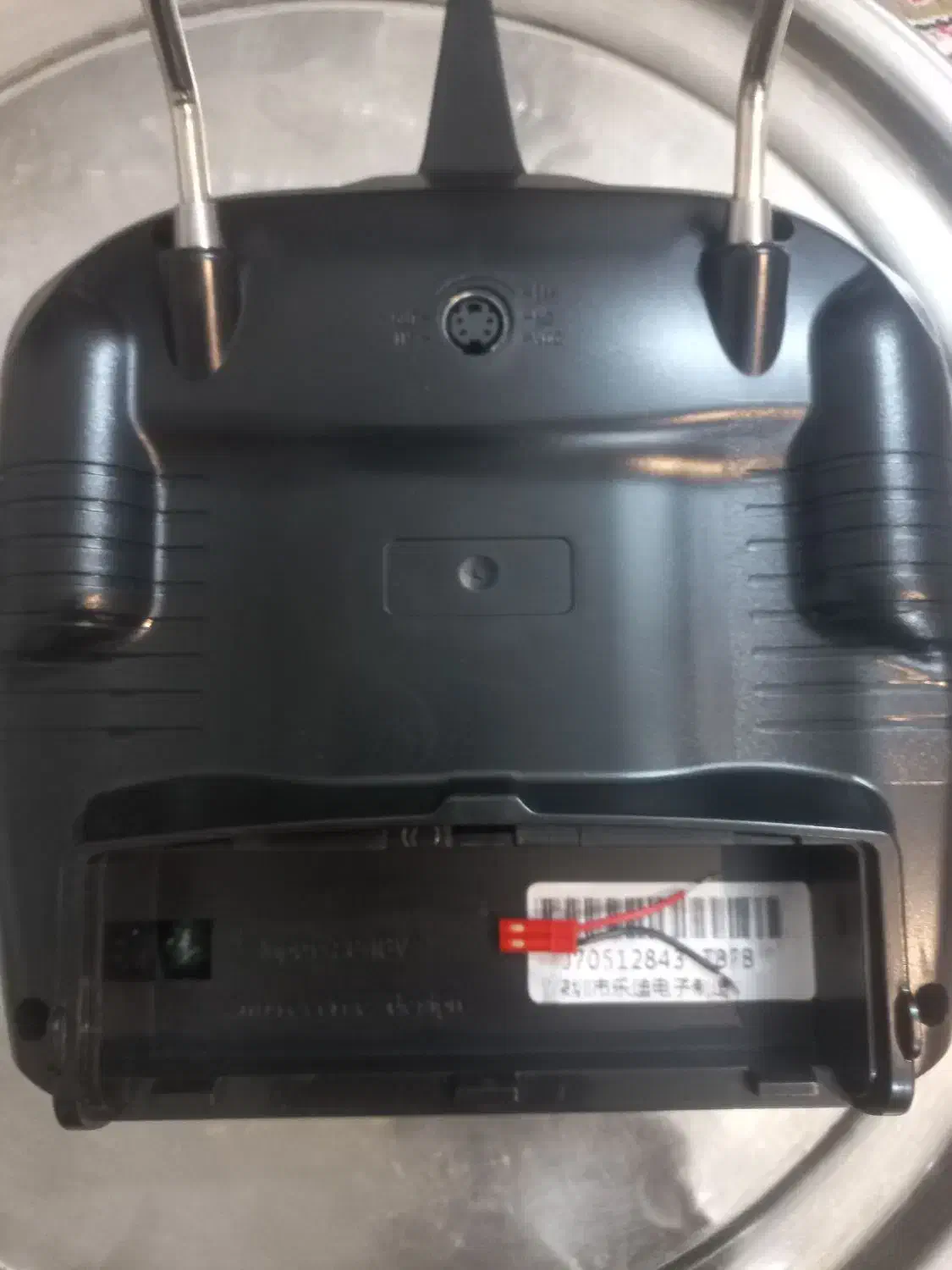 رادیو کنترل ۸ کاناله|کنسول، بازی ویدئویی و آنلاین|اصفهان, هفتون|دیوار