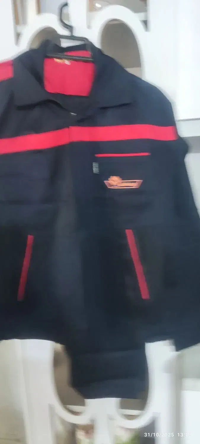 لباس کار و کفش ایران شرق|کیف، کفش، کمربند|نیشابور, تختی|دیوار