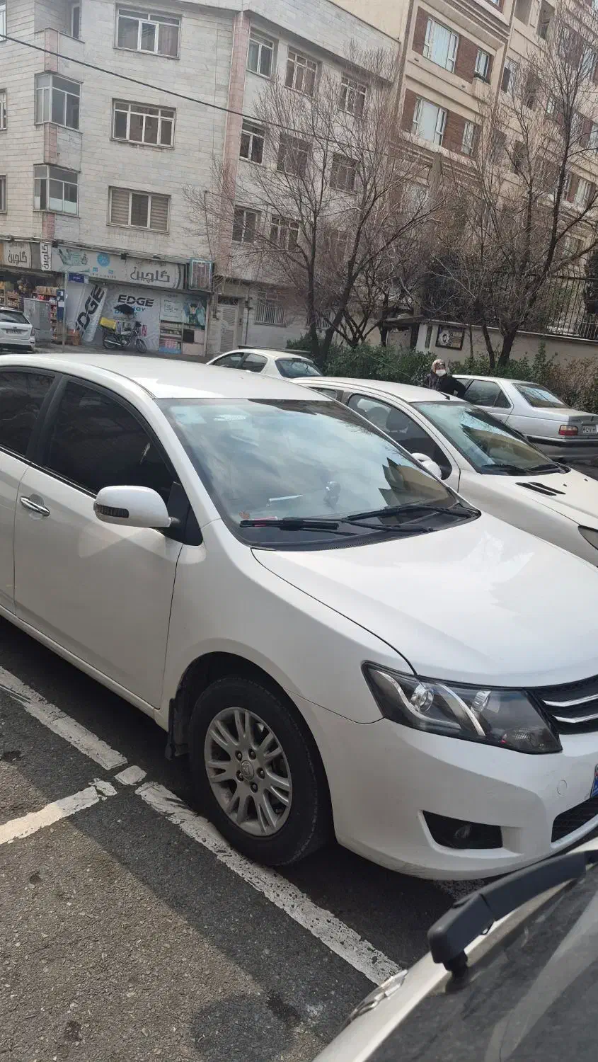 آریو اتوماتیک مدل ۹۷|خودرو سواری و وانت|تهران, دریا|دیوار