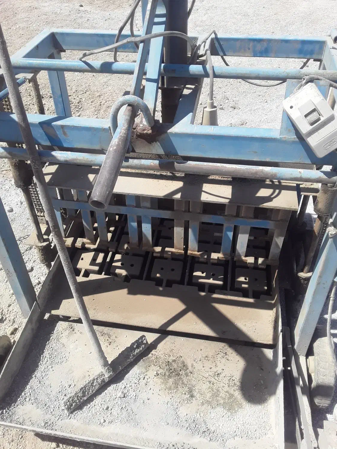 دستگاه بلوک زنی ته بسته ۱۵در۴۰|ماشینآلات صنعتی|کرمانشاه, |دیوار