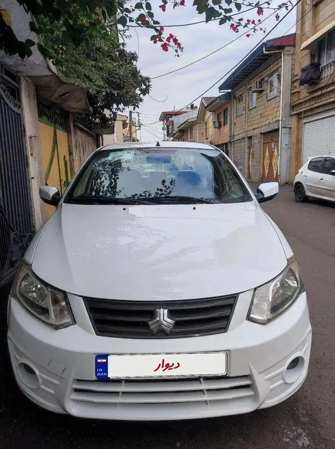 ساینا مدل ۹۸|خودرو سواری و وانت|رشت, فلسطین|دیوار