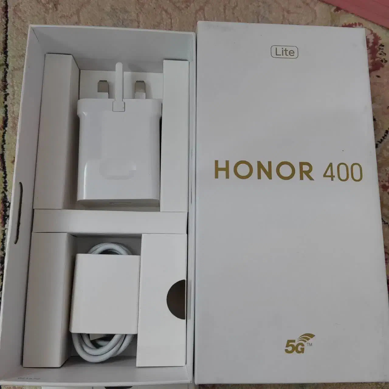 آنر 400 لایت در حد آک|موبایل|مشهد, سید رضی|دیوار