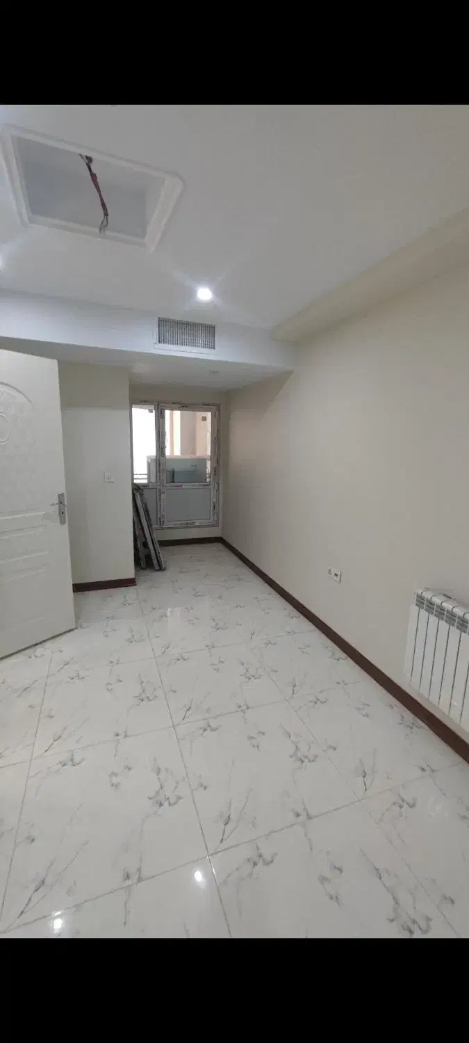 120 متر نوساز تخلیه با پارکینگ و آسانسور  کسری