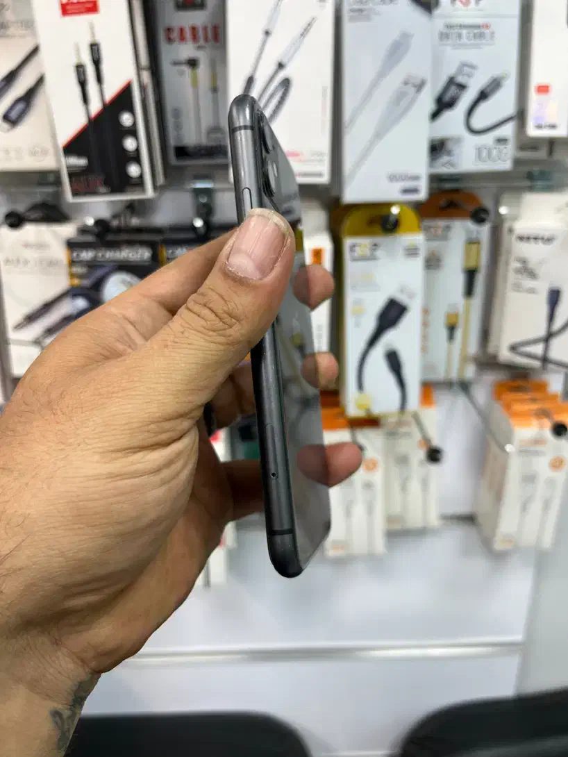 Iphone 11 128gb black|موبایل|کرج, مهرویلا شمالی|دیوار