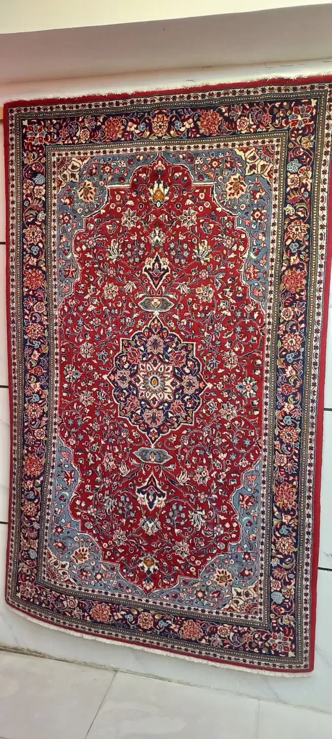 فرس دستبافت ساروق|فرش|میانه, |دیوار