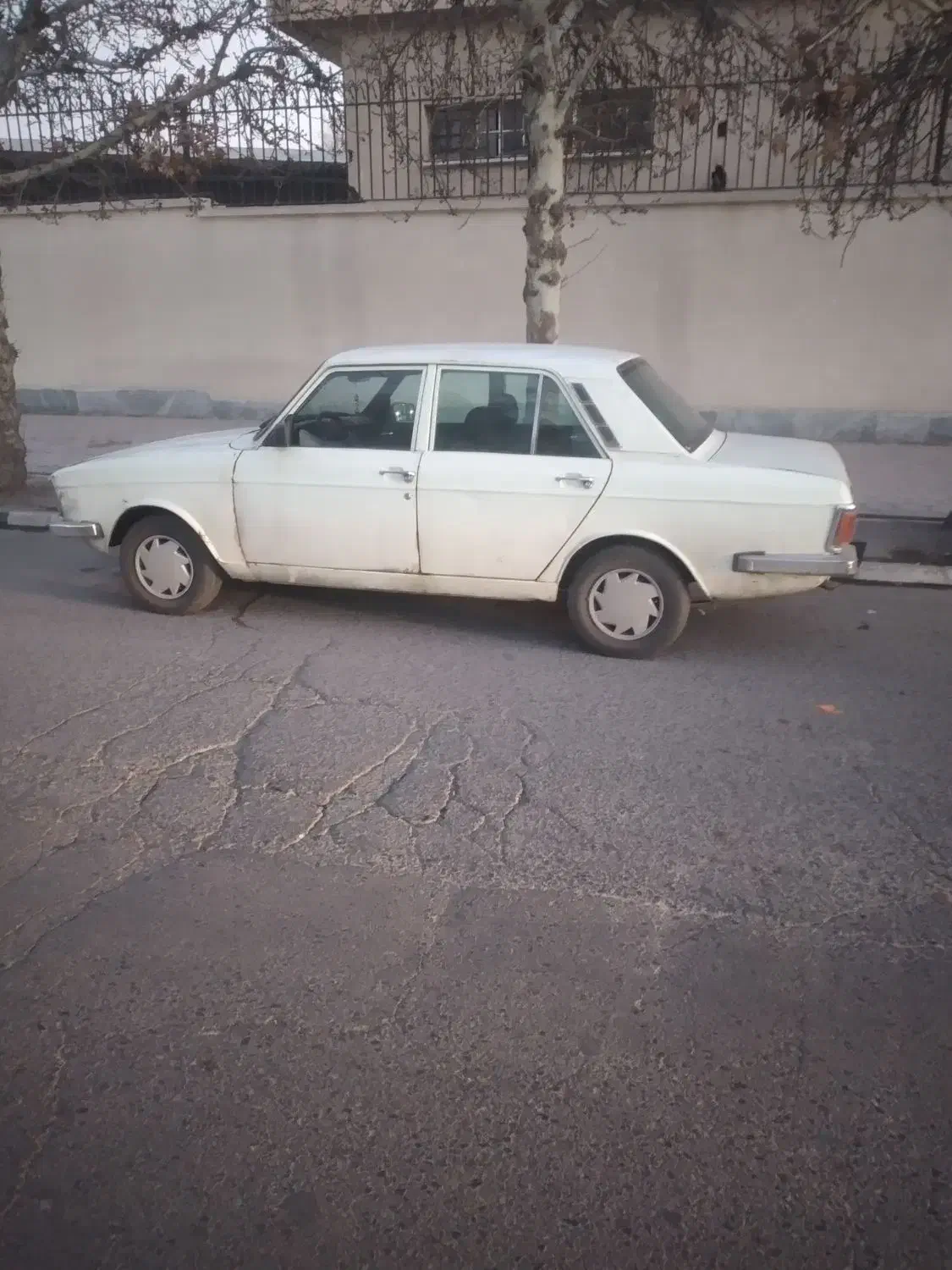 پیکان دوگانه شرکتی|خودرو کلاسیک|آبیک, |دیوار