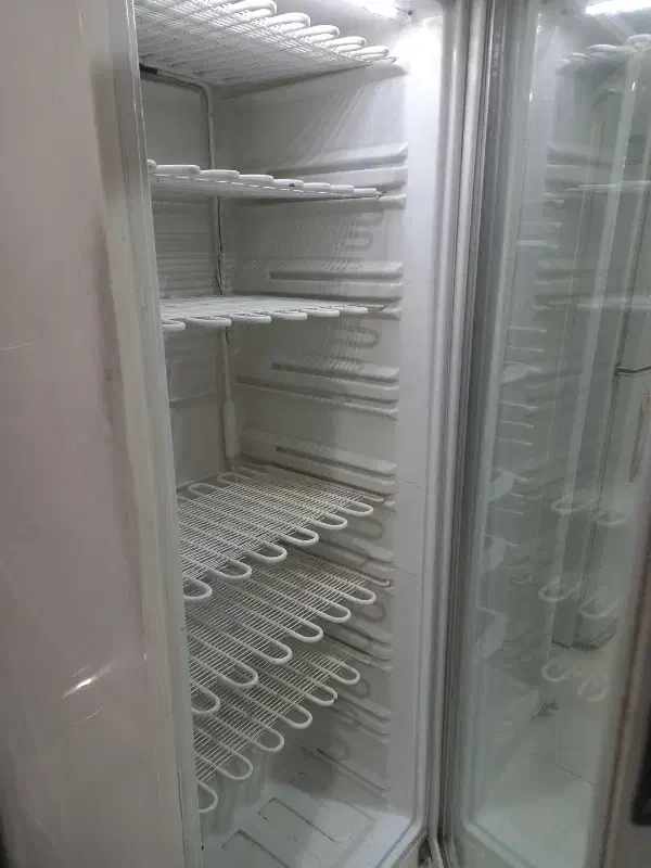 فریزر ایستاده درب شیشه ای|فروشگاه و مغازه|آران و بیدگل, |دیوار