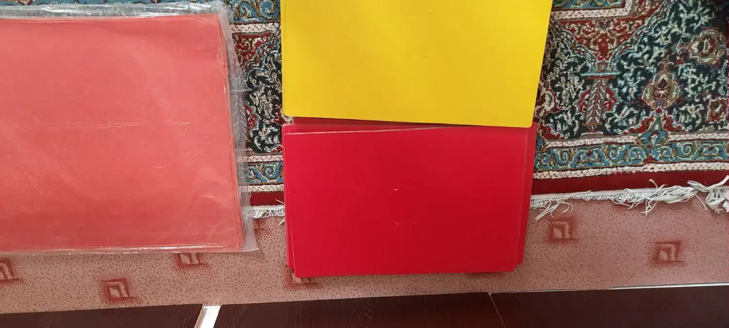 فروش مقوا و پوشه و کاغذ رنگی|لوازم التحریر|شیراز, ریاستی|دیوار