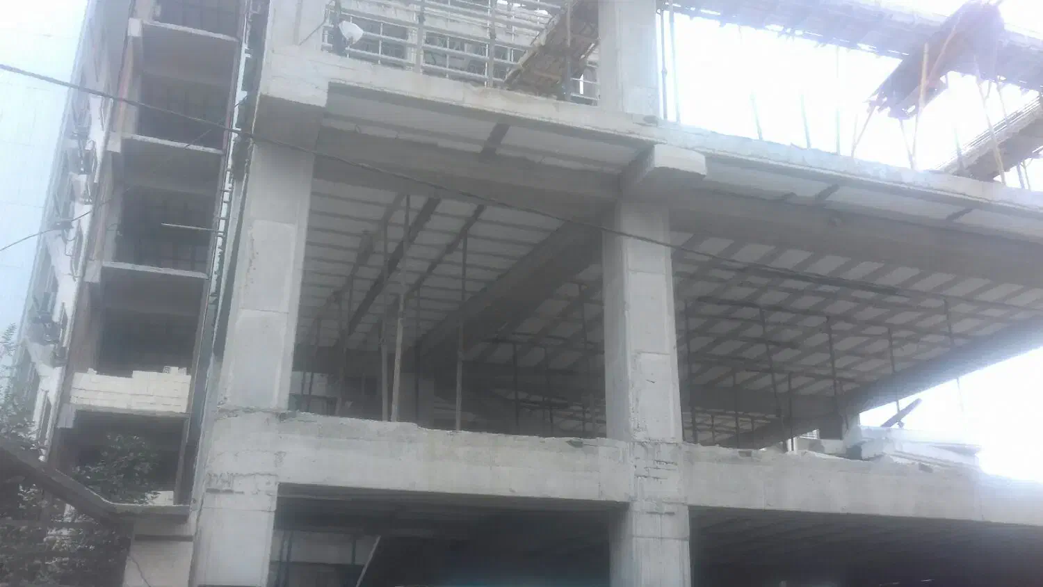 پیمانکاری وبازسازی ساختمان بااکیپ مجرب|خدمات پیشه و مهارت|لاهیجان, حزین|دیوار