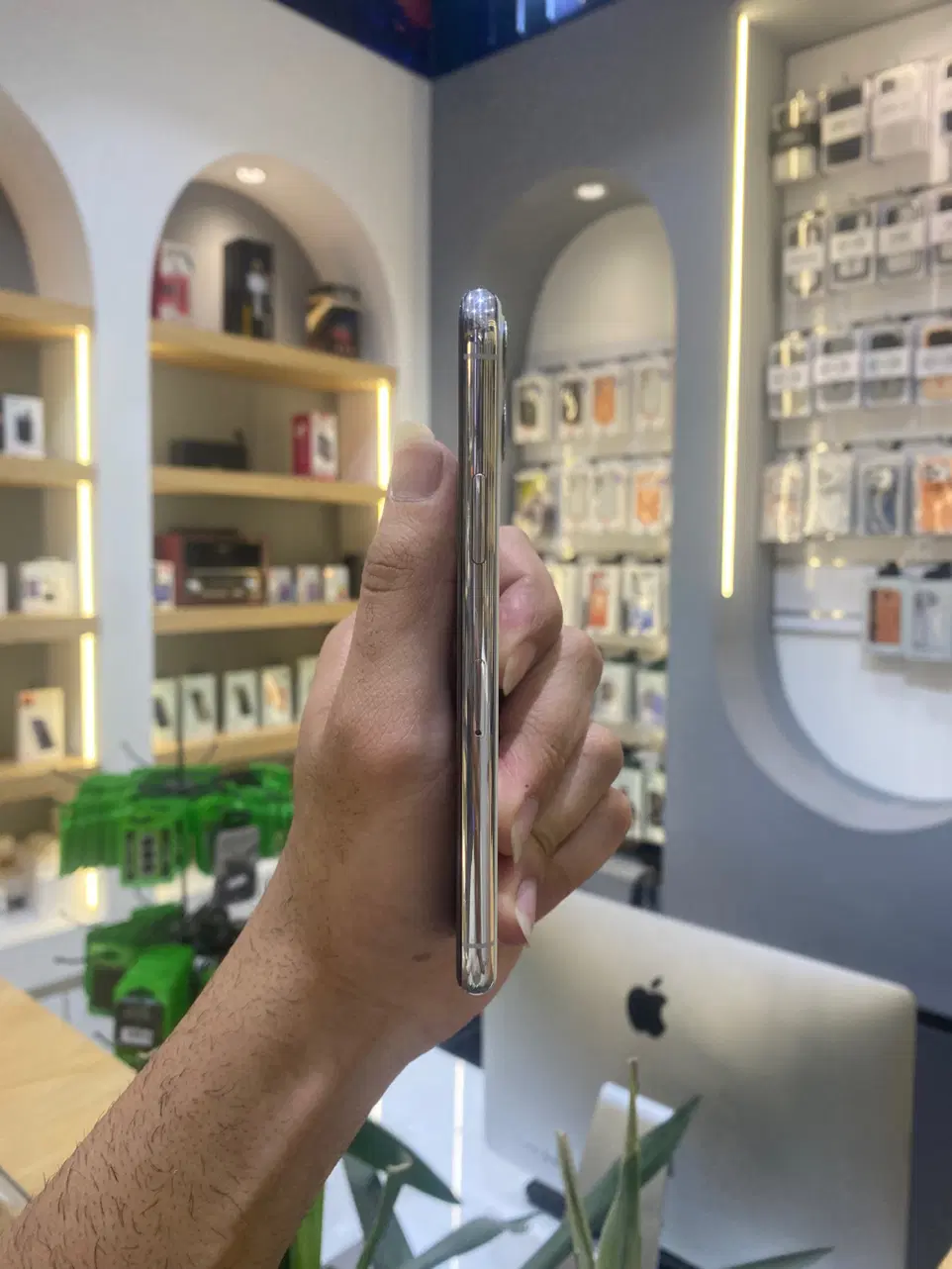 iPhone 11 Pro Silver 256GB پارت نامبر JA|موبایل|تهران, فرزانه|دیوار