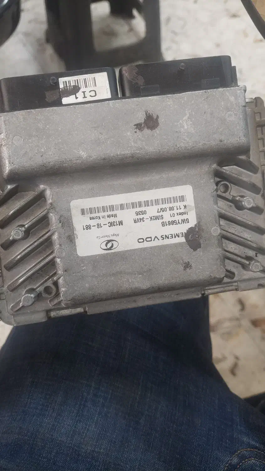 ایسیو استوک زیمنس و ساژم و بوش|قطعات یدکی و لوازم جانبی|شیراز, یخ سازی|دیوار