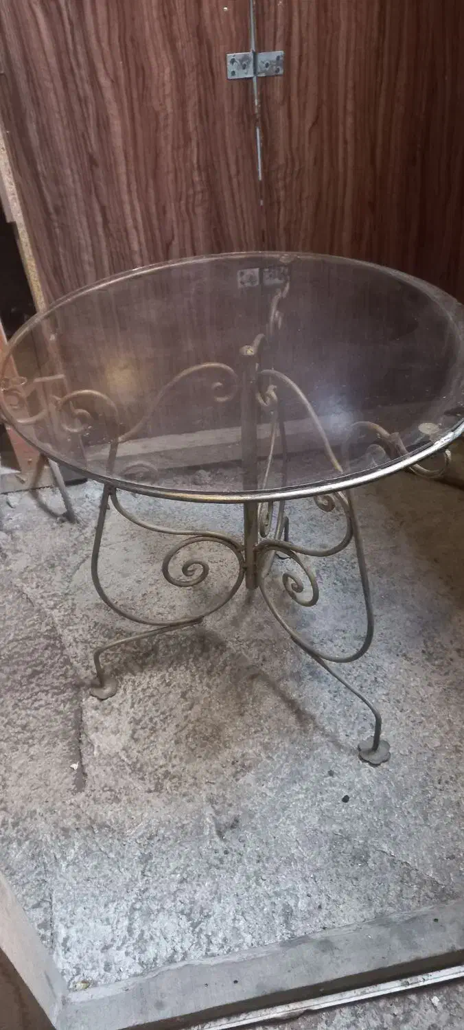 میزگرد|میز و صندلی غذاخوری|رشت, آب آسیاب|دیوار