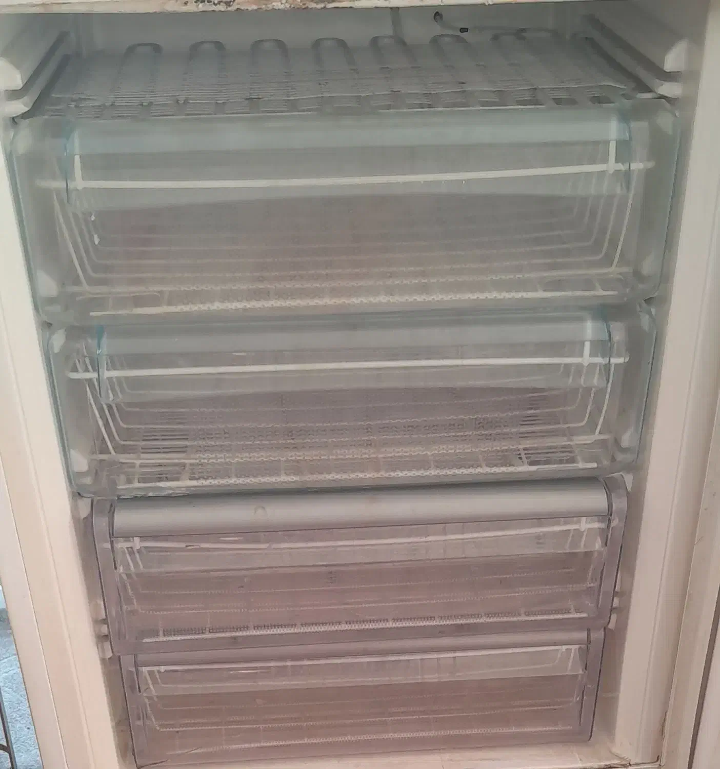 یخچال|یخچال و فریزر|رباطکریم, حصار مهتر|دیوار