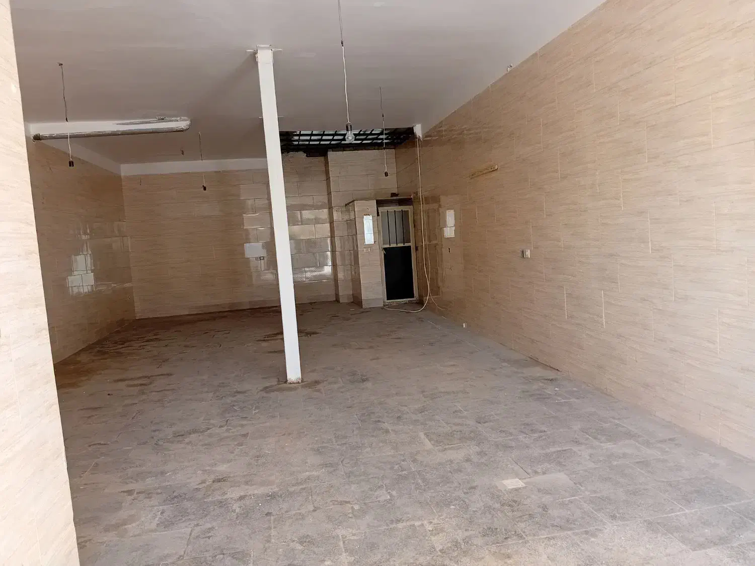 اجاره مغازه و انباری ۸۰ متری|اجارهٔ مغازه و غرفه|نیشابور, شهید بهشتی|دیوار