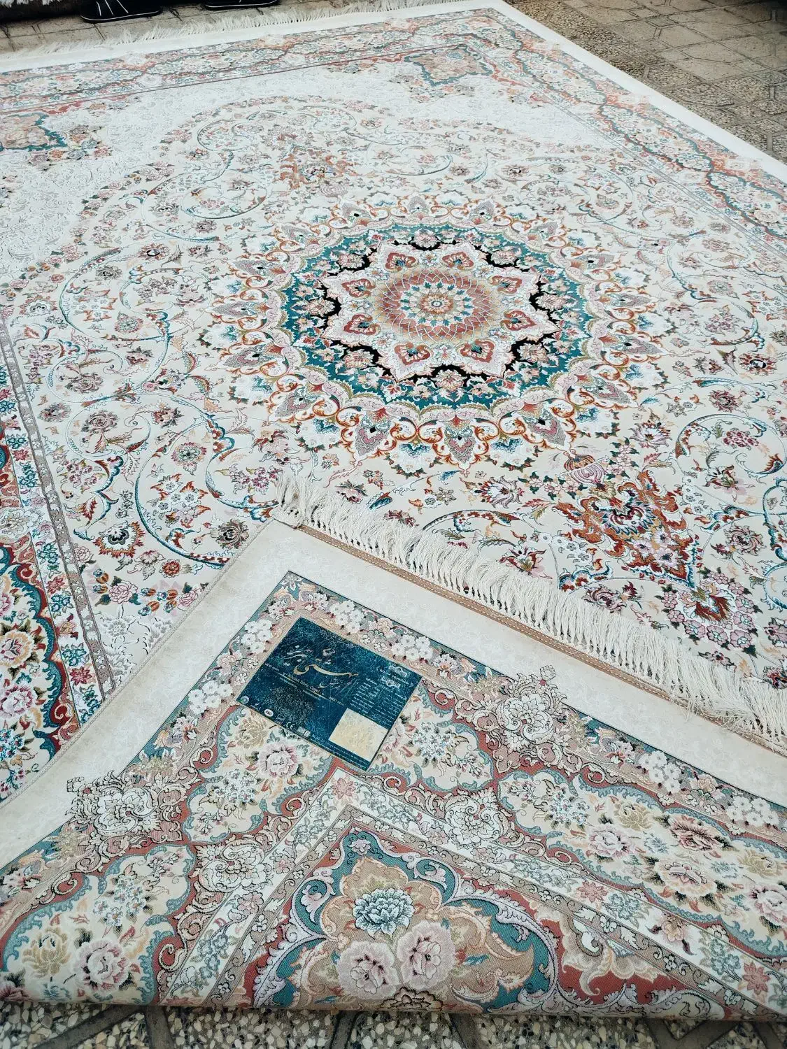 یک جفت فرش 9 متری 1200 شانه درجه یک درحدنو|فرش|شیراز, پودنک|دیوار