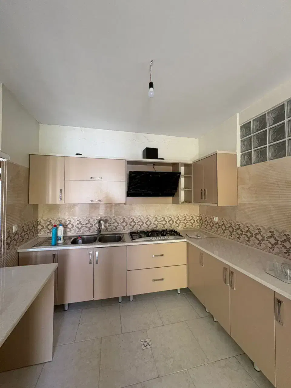 ۵۰۰ متر باغ با کنتور اب و برق و گاز|فروش خانه و ویلا|آبسرد, |دیوار