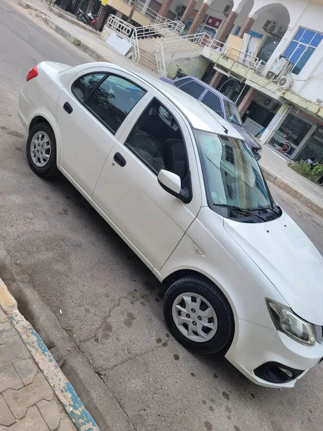 ساینا سفید 1401S دنده ای|خودرو سواری و وانت|قشم, |دیوار