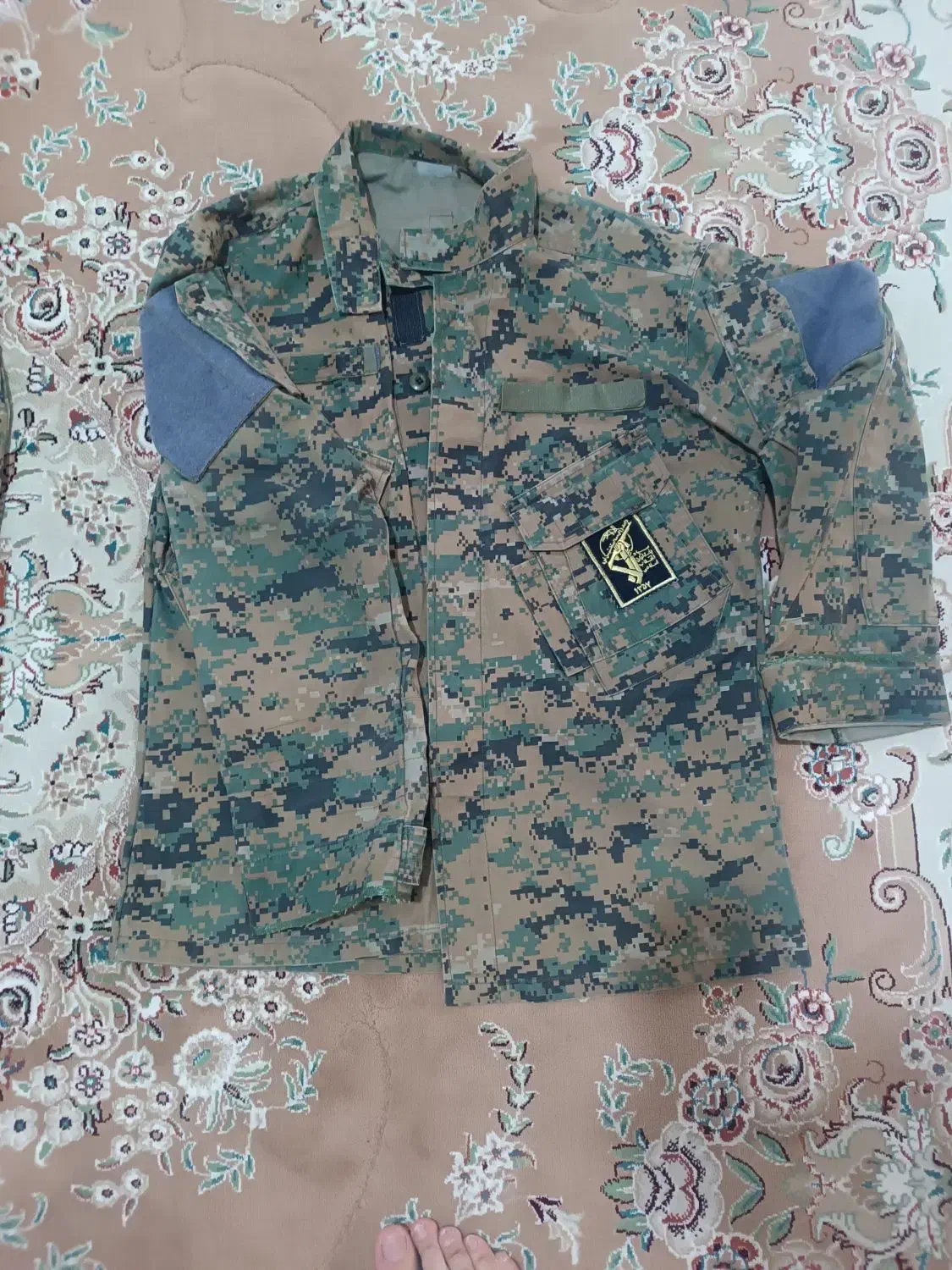 لباس خاکی دیجیتالی و دیجیتالی سبز|لباس|ارومیه, |دیوار