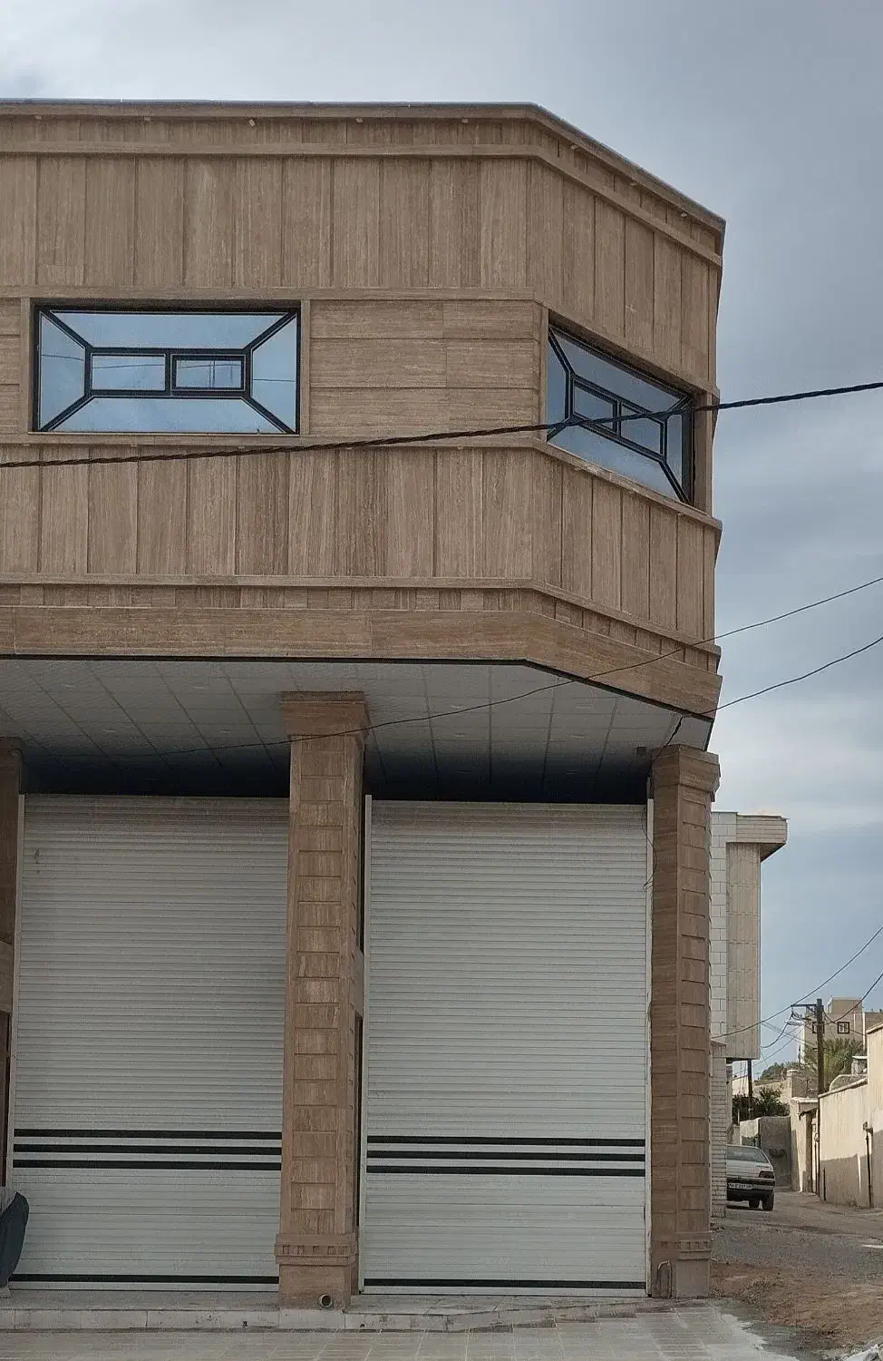 رهن مغازه ملک تجاری نوساز 3طبقه|اجارهٔ مغازه و غرفه|کازرون, |دیوار