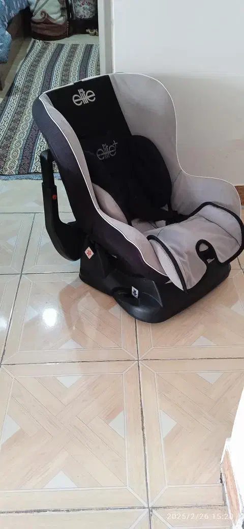 صندلی ماشین کودک|تخت و صندلی بچه|فردیس, قریشی|دیوار