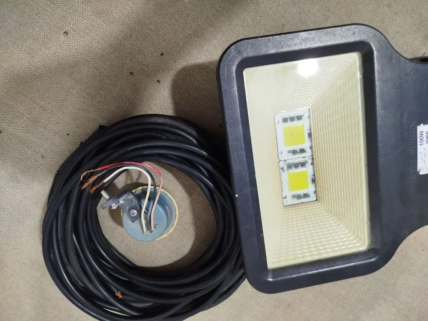 فروش پروژکتور باتجهیزات با25مترکابل|تلویزیون و پروژکتور|زرقان, |دیوار