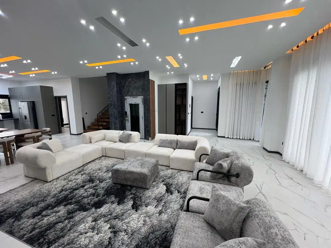 ویلا جنگلی لوکس فول امکانات کد ۸|اجارهٔ کوتاهمدت آپارتمان و سوئیت|ایزدشهر, |دیوار