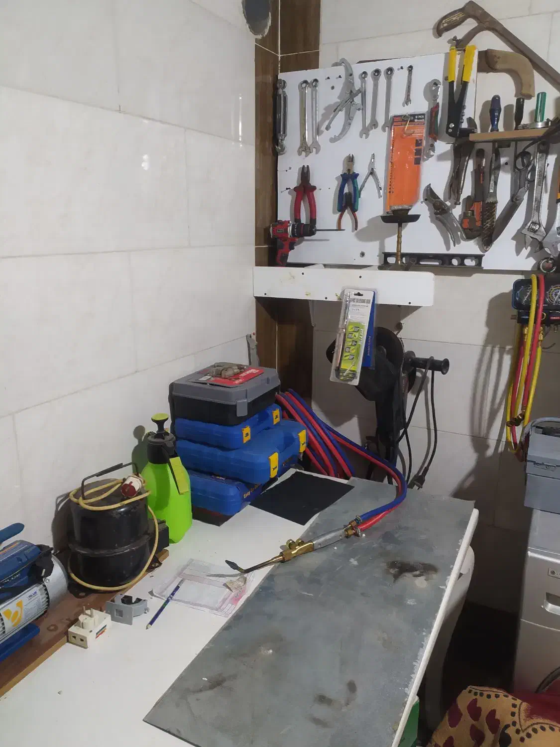 کولر سازی تعمیرات تخصصی انواع کولر گازی اسپیلت|خدمات پیشه و مهارت|آبادان, |دیوار