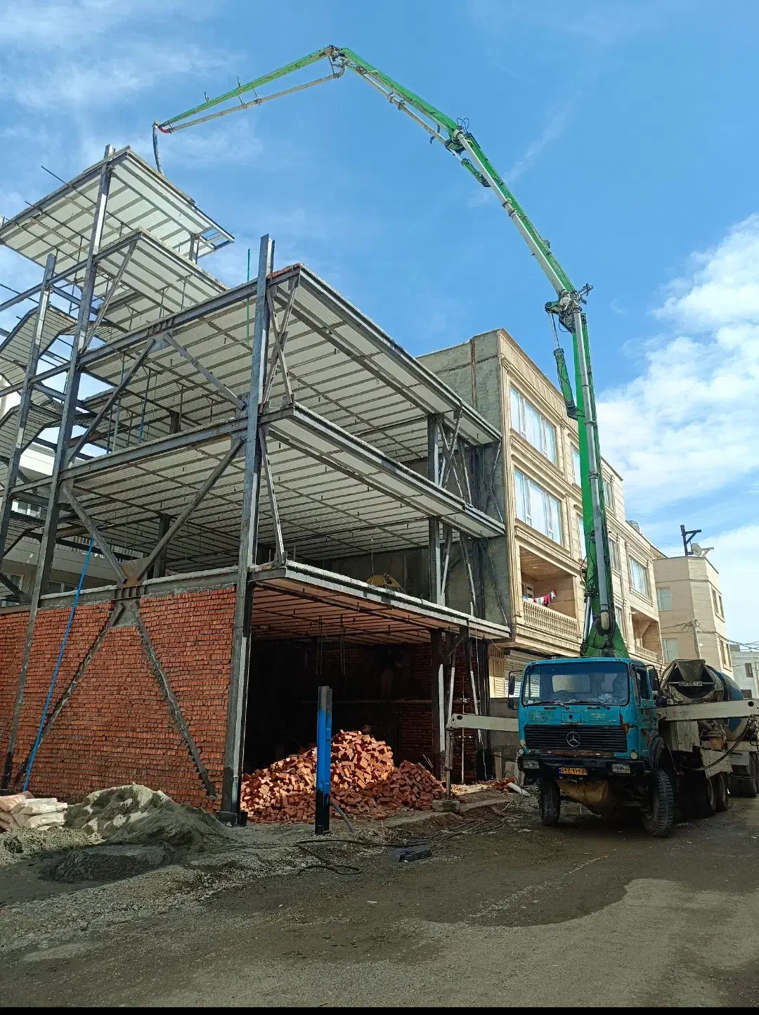 تیرچه صنعتی،اجرای سقف|خدمات پیشه و مهارت|مریوان, |دیوار