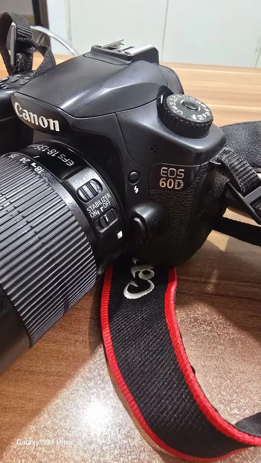 دوربین کنون60D|دوربین عکاسی و فیلم‌برداری|قم, نوقطار|دیوار