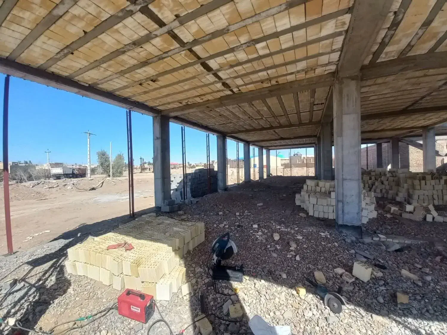 نیازمند استا بنا در بهاباد|استخدام معماری، عمران و ساختمانی|حمیدیا, |دیوار