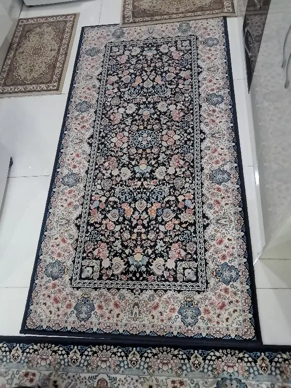 فرش سرمه ای ۱۰۰۰شانه|فرش|تهران, ظهیرآباد|دیوار