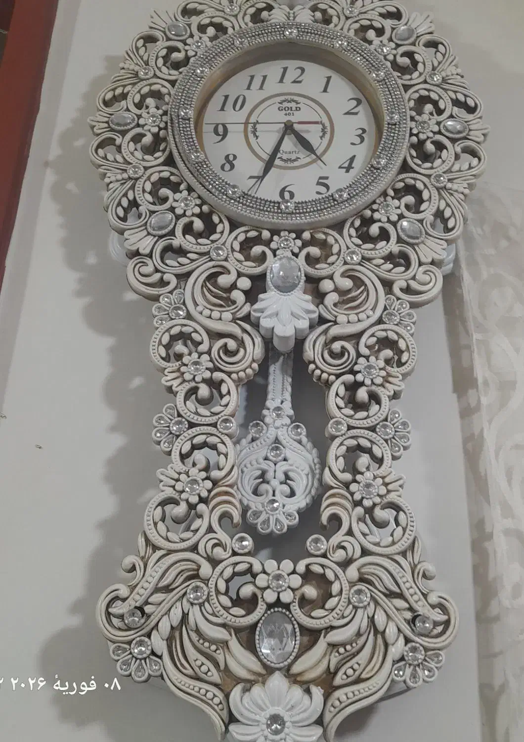 ساعت|ساعت دیواری و تزئینی|درمیان, |دیوار