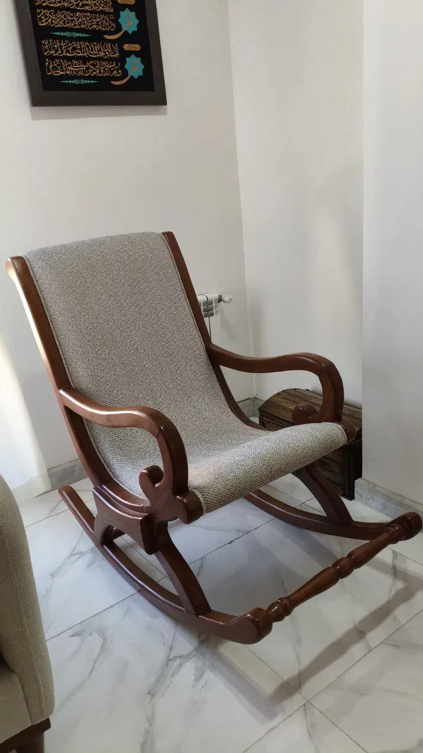 صندلی راک|صندلی و نیمکت|رشت, گلباغ نماز|دیوار