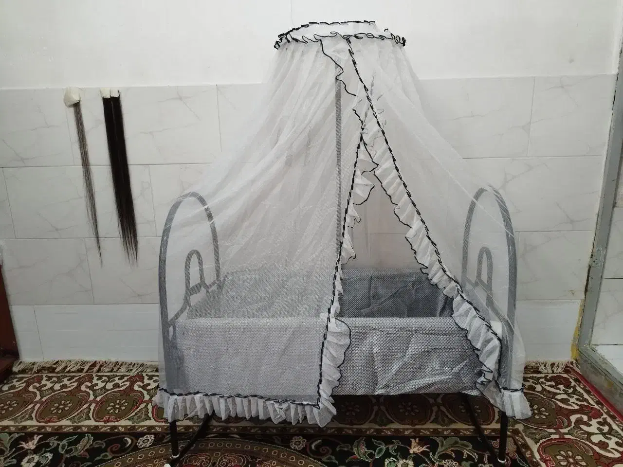 سه چرخه موزیکال و گهواره|اسباب و اثاث بچه|شیراز, شهرک مهرگان|دیوار