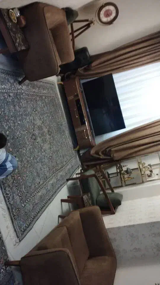 مبلمان ۷ نفره و میز ناهار خوری ۶ نفره در حد نو|مبلمان خانگی و میز عسلی|تهران, شهران جنوبی|دیوار