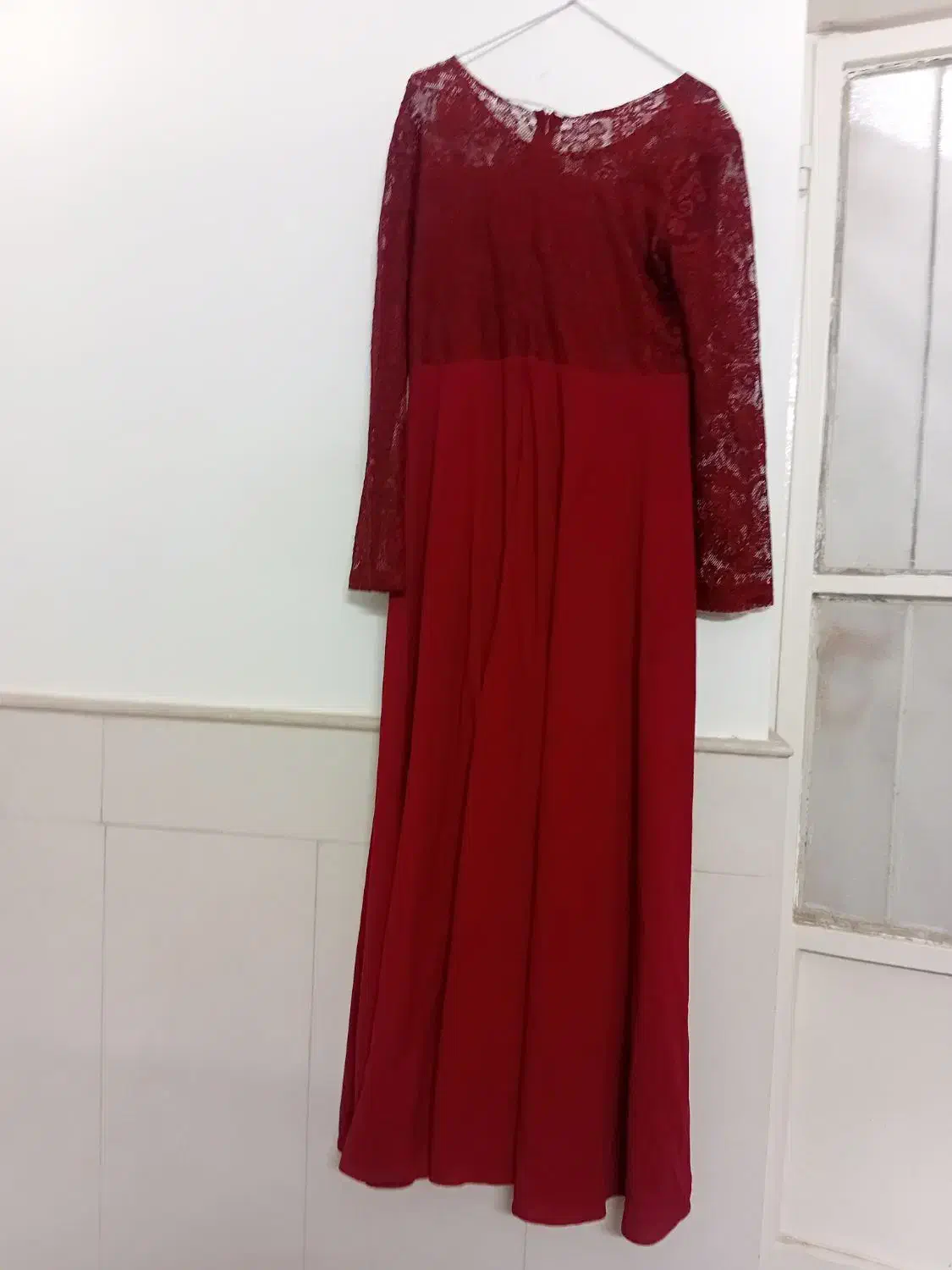 لباس مجلسی|لباس|قم, دروازه ری|دیوار