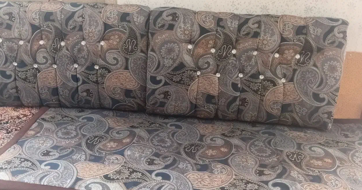 پشتی و کناره|مبلمان خانگی و میز عسلی|فارسان, |دیوار