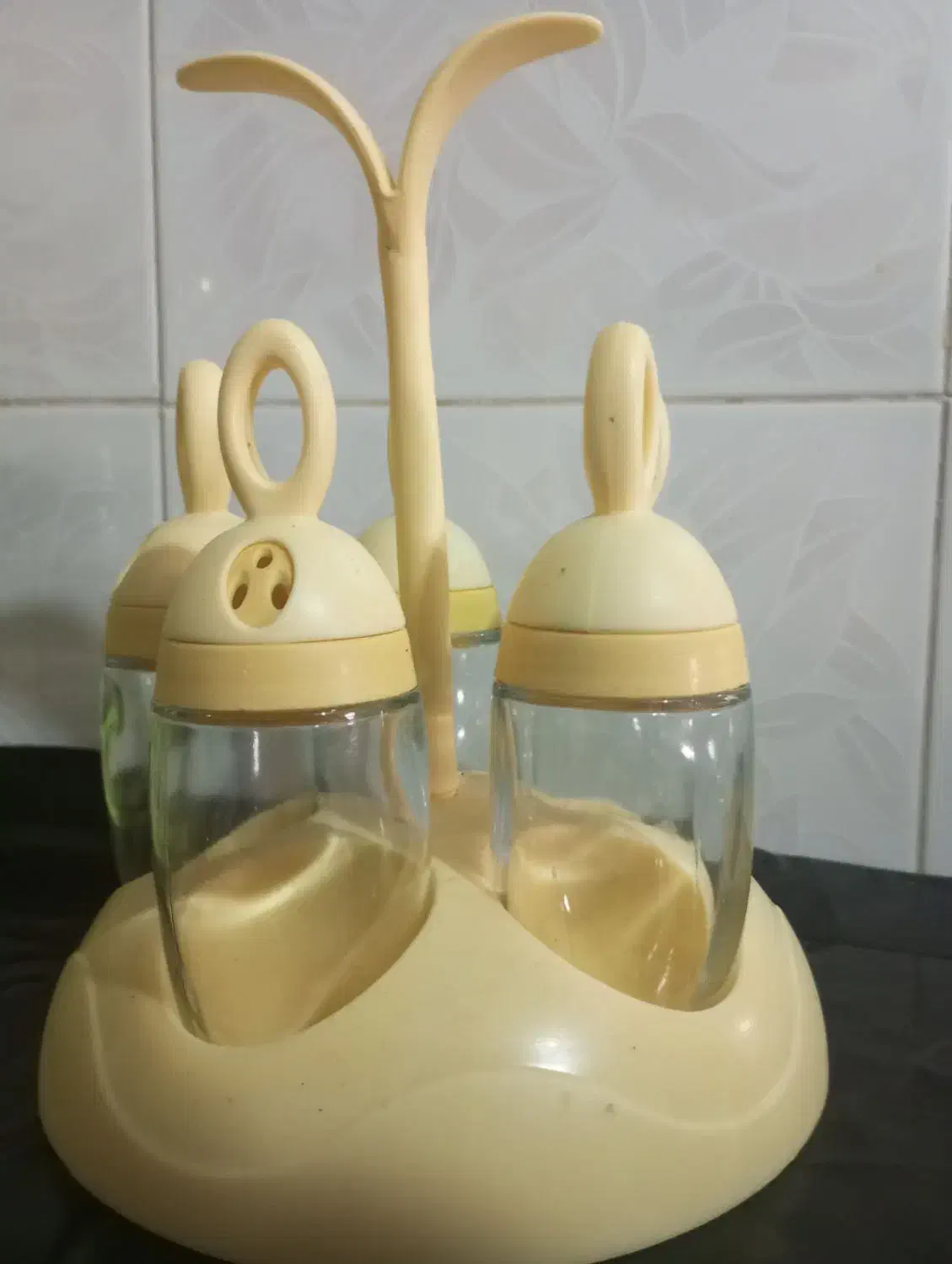 جاادویه|ظروف نگهدارنده، پلاستیکی، یک‌بارمصرف|فلاورجان, |دیوار