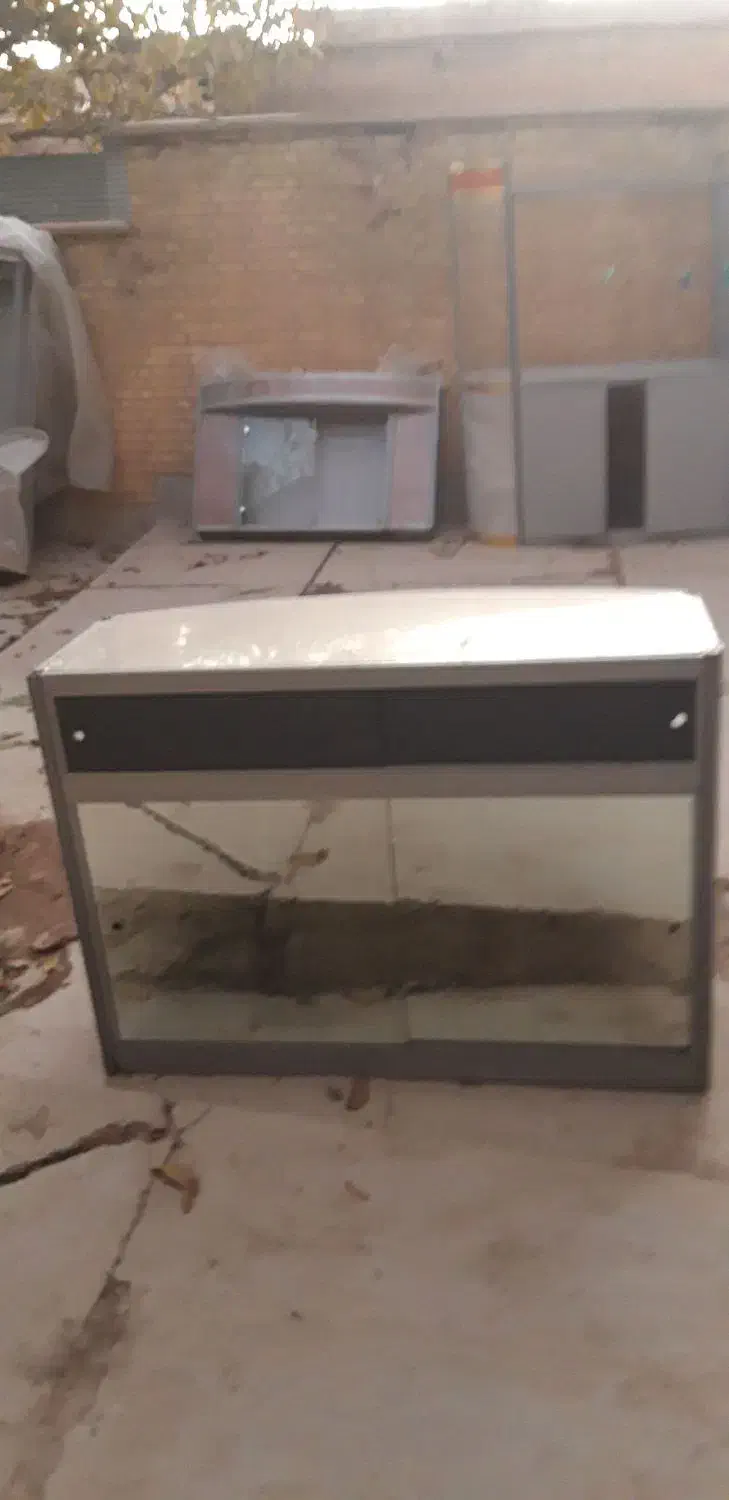 ویترین مغازه و پیشخوان|بوفه، ویترین، کنسول|شهرکرد, |دیوار