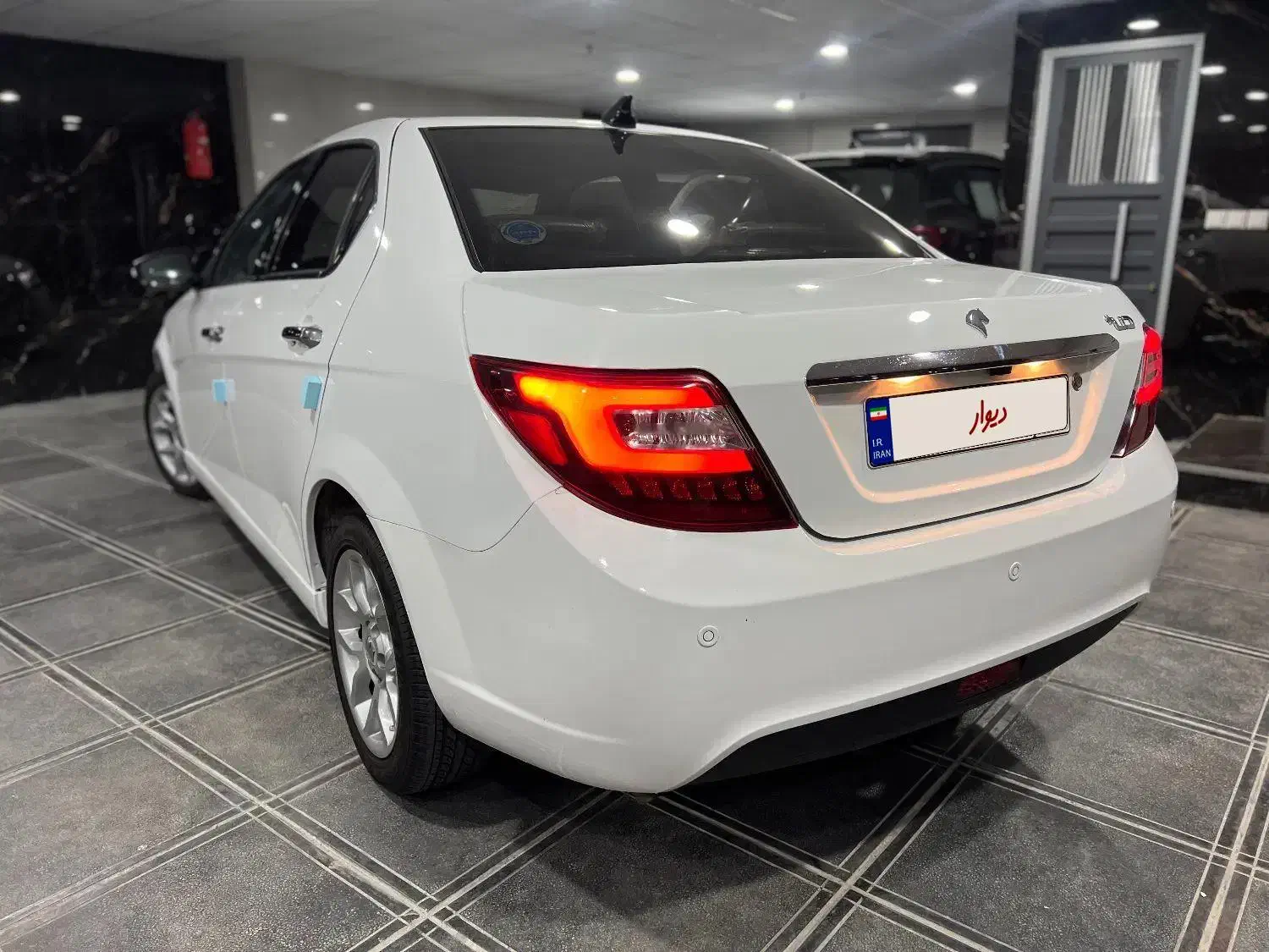 دناپلاس اتوماتیک 1402|خودرو سواری و وانت|شیراز, باهنر|دیوار