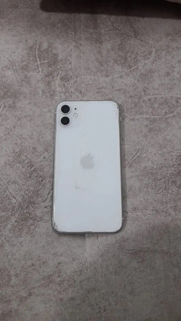 iPhone 11|موبایل|خوی, |دیوار