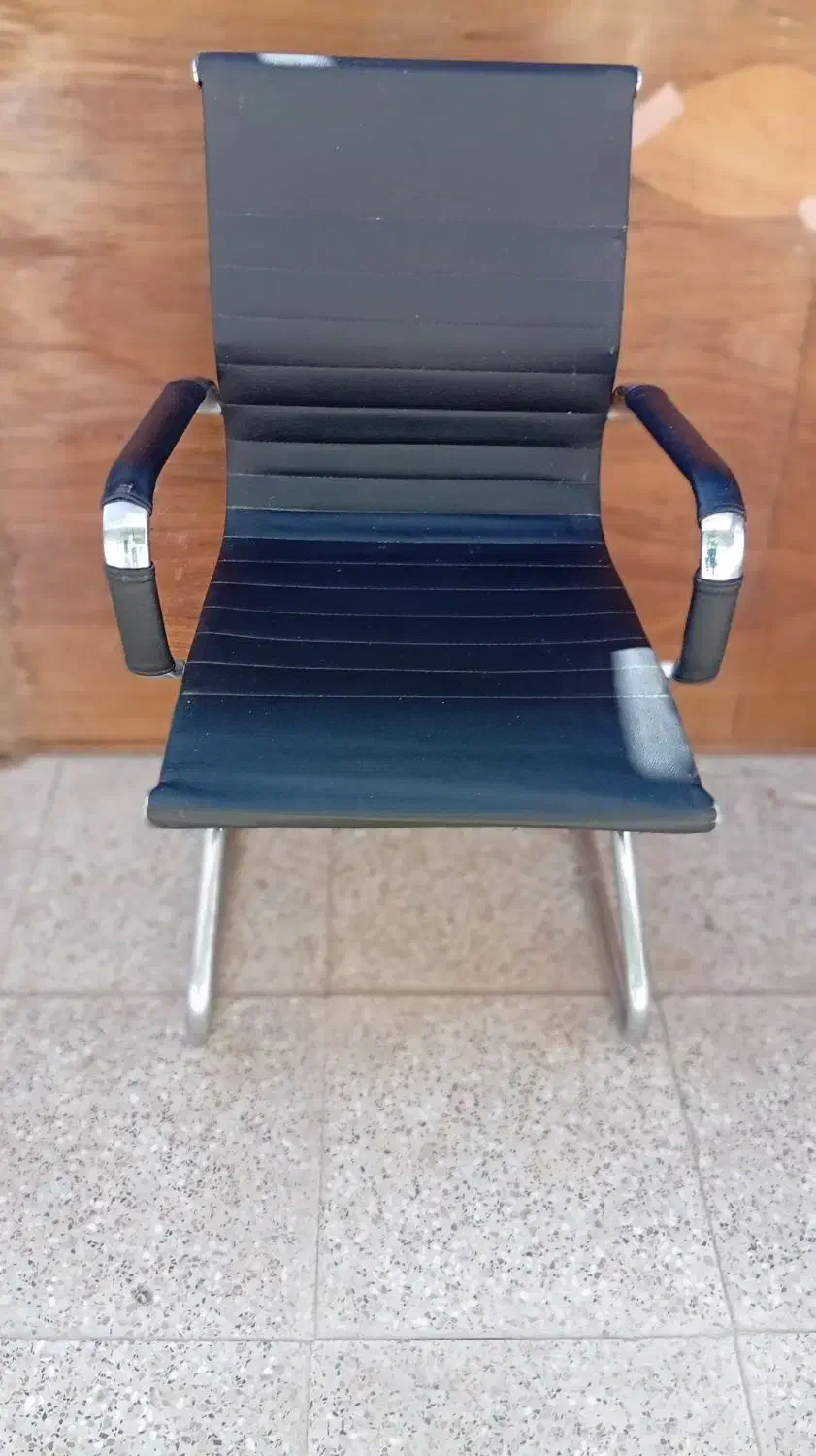 ۳ عدد صندلی انتظار|دفتر کار|محمدیه-قزوین, |دیوار