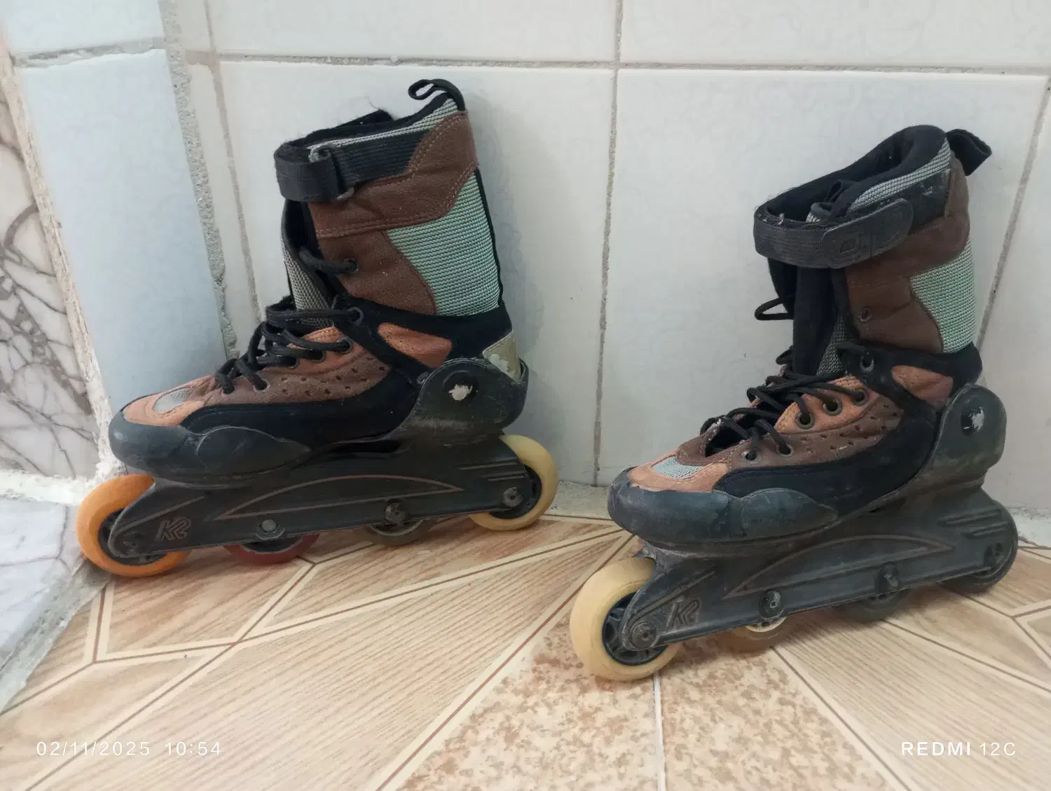 یک جفت اسکیت حرفه ای|دوچرخه، اسکیت، اسکوتر|مشهد, سیسآباد|دیوار